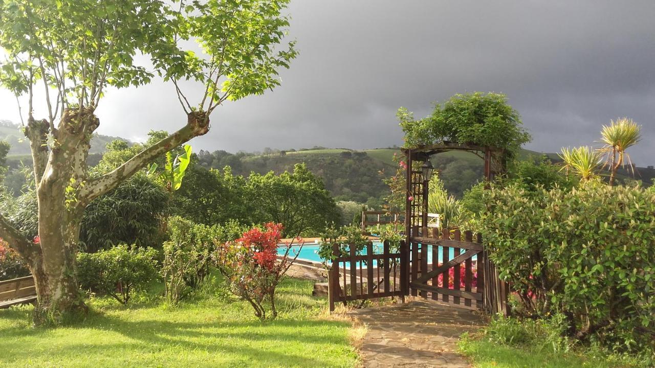 Le Clos Gaxen Chambres D'Hotes La Bastide-Clairence Zewnętrze zdjęcie